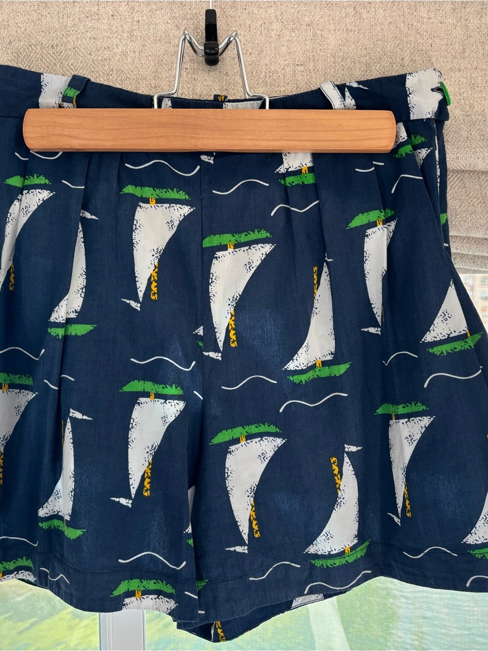 High Waist Navy Sailboat Print Women's Shorts